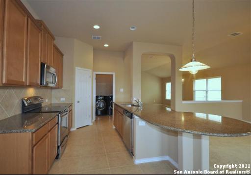 221 Country Vale in Cibolo, TX - Building Photo