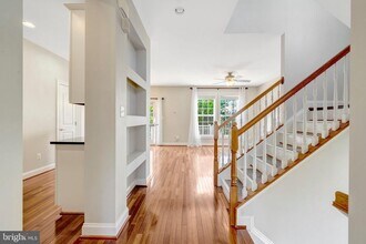 6830 Hartzell Hill Ln in Haymarket, VA - Building Photo - Building Photo