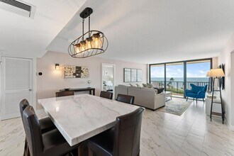 300 Ocean Trail Way, Unit 607 in Jupiter, FL - Building Photo - Building Photo