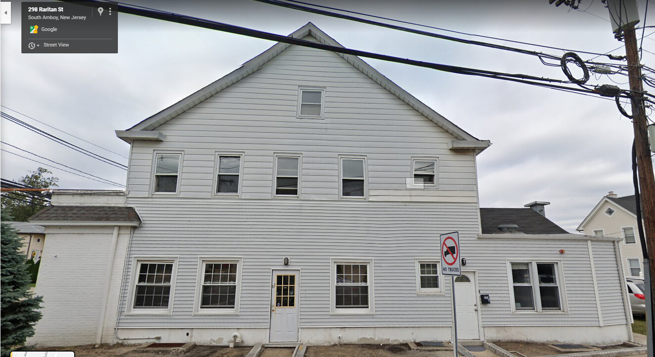 533 Ridgeway Ave, Unit 2 in South Amboy, NJ - Building Photo