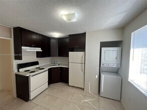 126 SW 21st Ave in Miami, FL - Building Photo - Building Photo