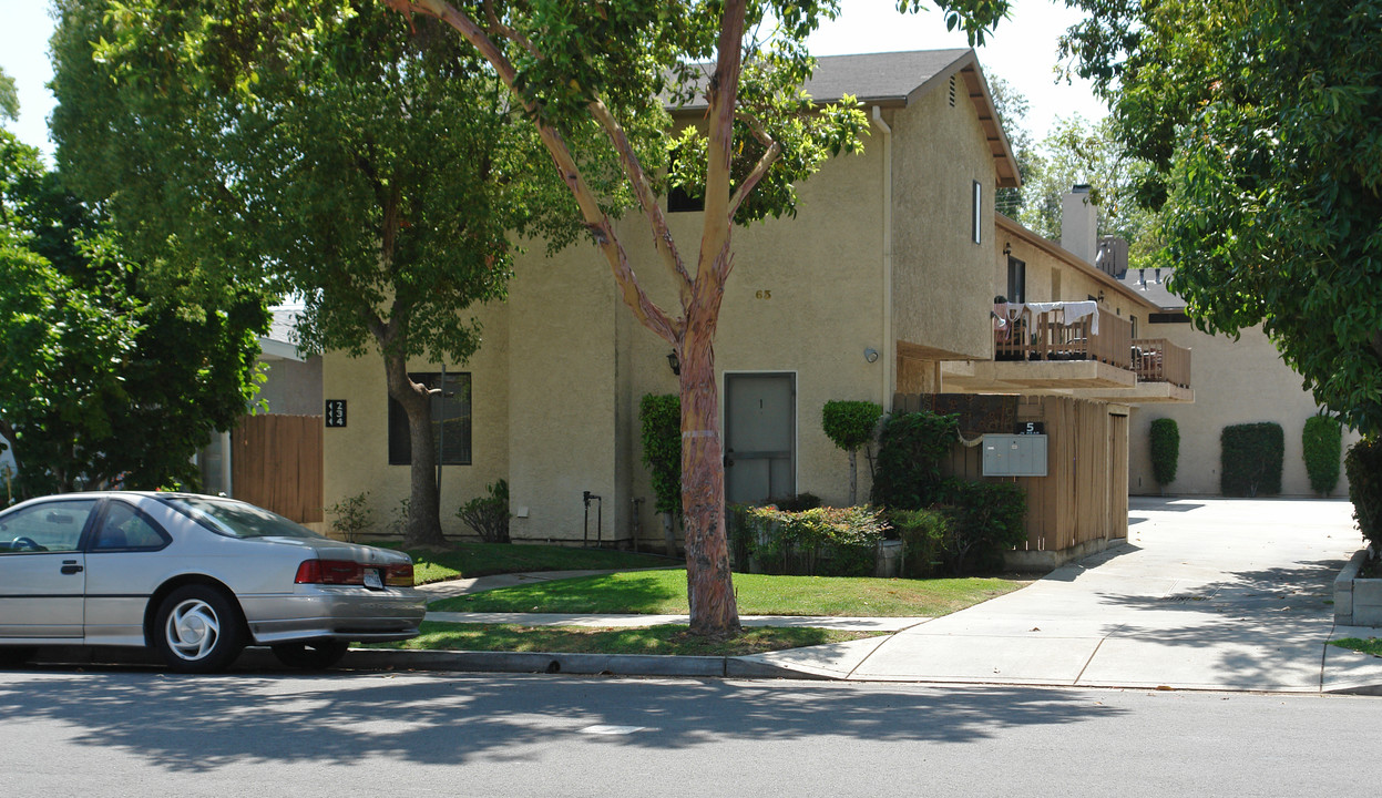 63-65 S Parkwood Ave in Pasadena, CA - Building Photo