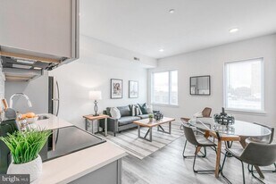 1524 South St in Philadelphia, PA - Building Photo