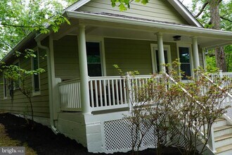 4111 Old Mill Rd in Alexandria, VA - Building Photo - Building Photo