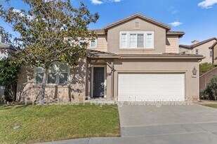 421 Corte Calypso in Chula Vista, CA - Building Photo