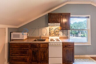 8114 Monona Ave. in Austin, TX - Building Photo - Building Photo