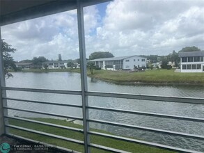 87 Chatham D in West Palm Beach, FL - Building Photo - Building Photo