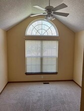 1909-1911 E Susquehanna Dr in Independence, MO - Building Photo - Building Photo