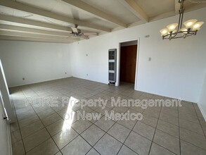 2301 1/2 Nathan Ave in Farmington, NM - Building Photo - Building Photo