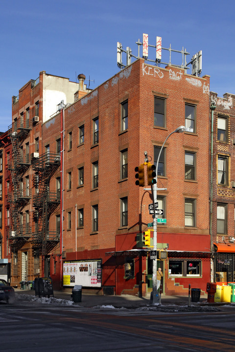 115 First Ave in New York, NY - Foto de edificio