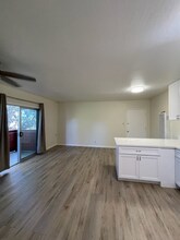 5412 Claremont Ave in Oakland, CA - Foto de edificio - Building Photo