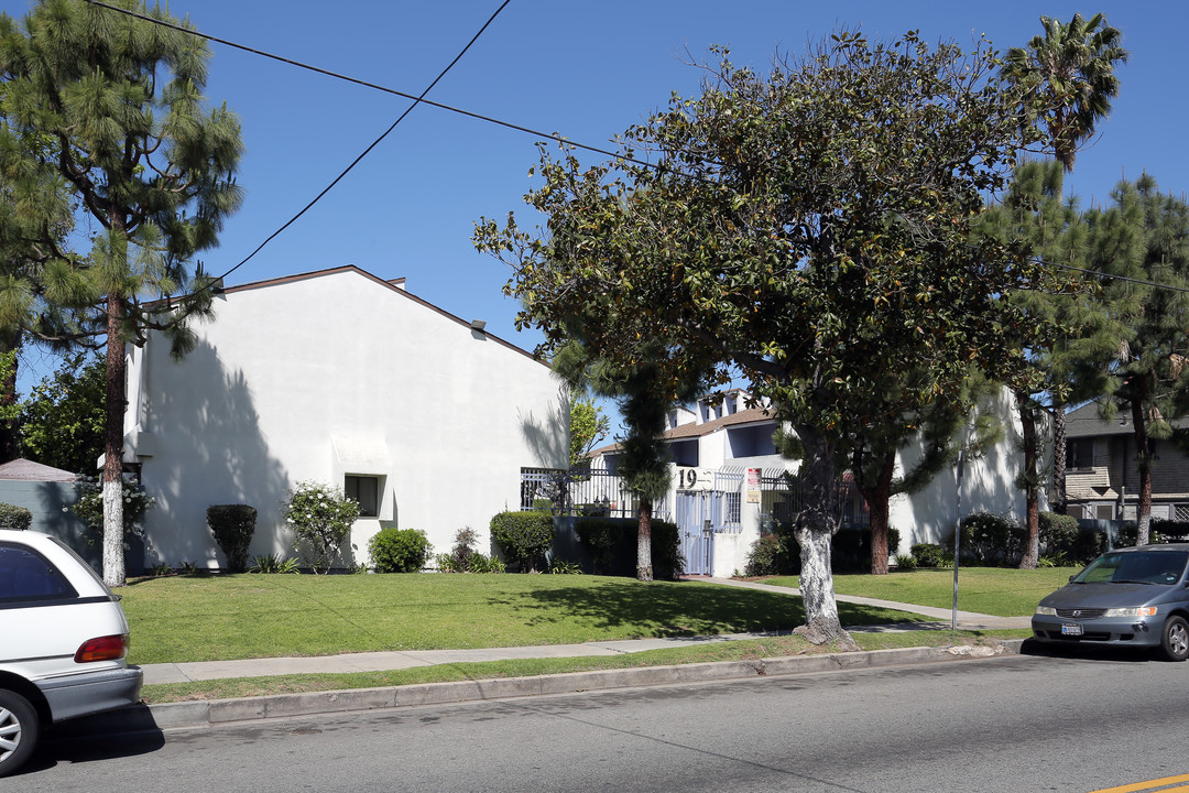 1790 S Union Ave in Los Angeles, CA - Building Photo