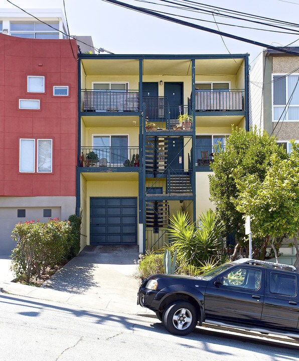 680 De Haro St in San Francisco, CA - Building Photo