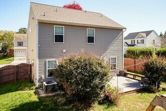 401 Mourning Dove Ct in Mebane, NC - Building Photo - Building Photo