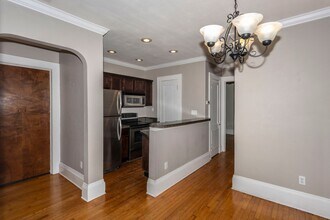 613 E Ridgewood St in Orlando, FL - Building Photo - Building Photo