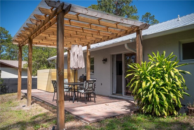 property at 5870 Star Grass Ln