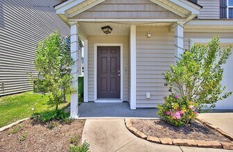 207 Bender St in Hinesville, GA - Building Photo - Building Photo