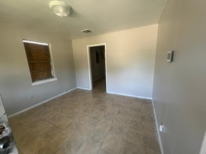 1591 Boxwood St in Memphis, TN - Foto de edificio - Building Photo