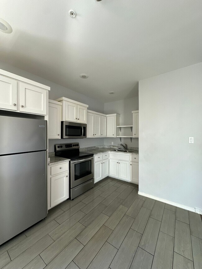 409 E Ebony Ave in McAllen, TX - Building Photo - Building Photo