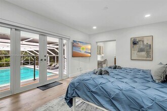 6565 SW 134th Dr in Pinecrest, FL - Building Photo - Building Photo