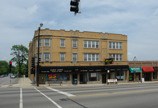 Galewood Apartments in Chicago, IL - Building Photo - Building Photo