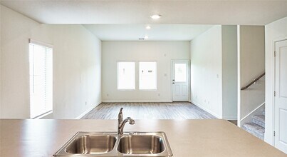 3358 Avary River Ln in Richmond, TX - Building Photo - Building Photo