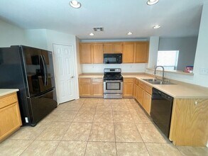 8081 Windmill Villa St in Las Vegas, NV - Building Photo - Building Photo