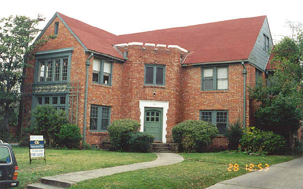 Gramercy Place Apartments in Houston, TX - Building Photo - Building Photo