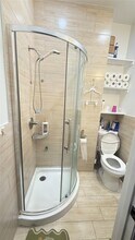 50-35 42nd St in Queens, NY - Building Photo - Building Photo