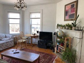 268 Broadway-Unit -# 2BD in Cambridge, MA - Building Photo - Building Photo