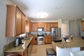 13117 Notre Dame Ln in Jacksonville, FL - Building Photo - Building Photo