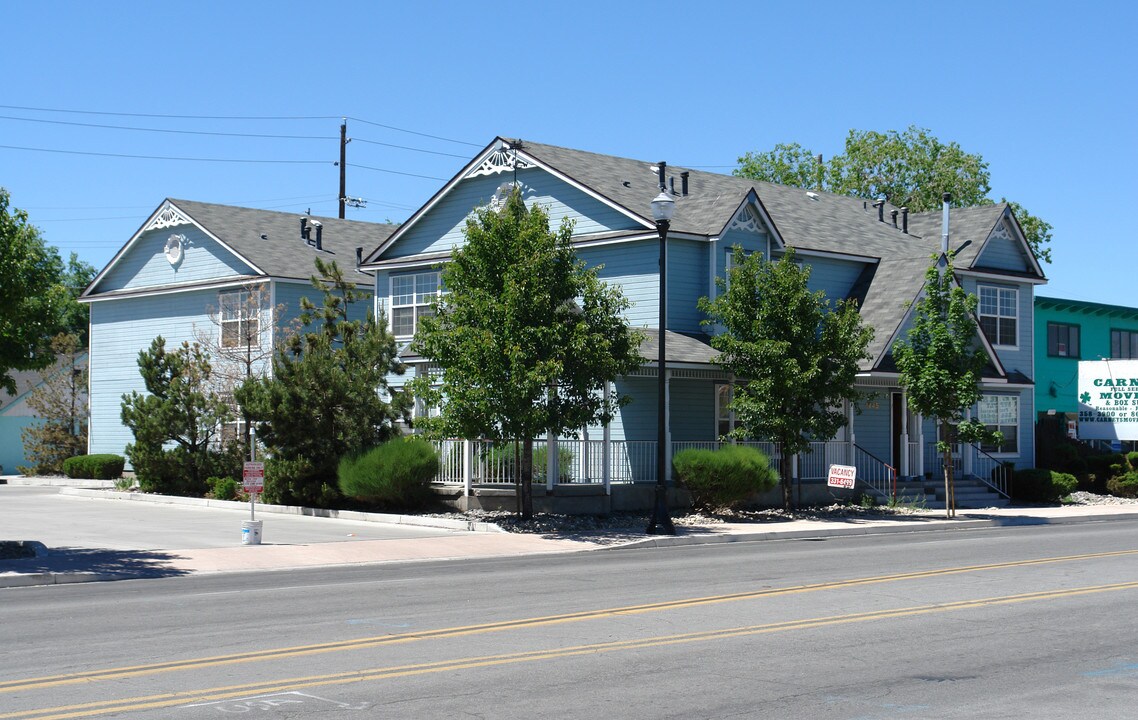 Victoria's Court in Sparks, NV - Building Photo