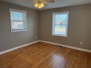 138 Ellen St in Franklin Township, NJ - Building Photo - Building Photo