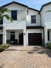 15927 SW 2nd Dr in Pembroke Pines, FL - Building Photo - Building Photo