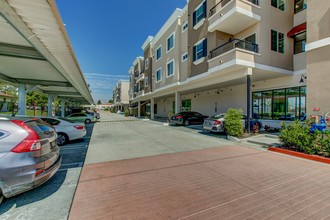 Shane Park Plaza in San Marcos, CA - Building Photo - Building Photo
