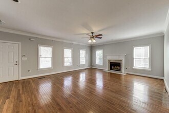 105 Vanira Ave SE in Atlanta, GA - Building Photo - Building Photo