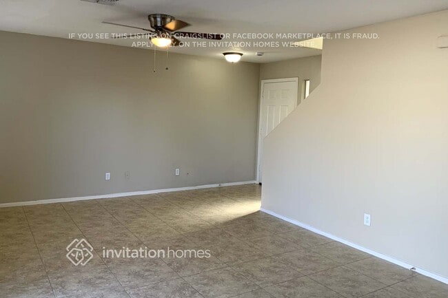 328 E March St in San Tan Valley, AZ - Foto de edificio - Building Photo