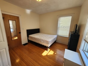 66 Brook St in Quincy, MA - Building Photo - Building Photo