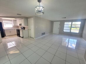 10114 Old Orchard Lane in Port Richey, FL - Building Photo - Building Photo