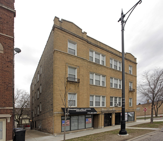 4421-4425 W Irving Park Rd in Chicago, IL - Building Photo - Building Photo