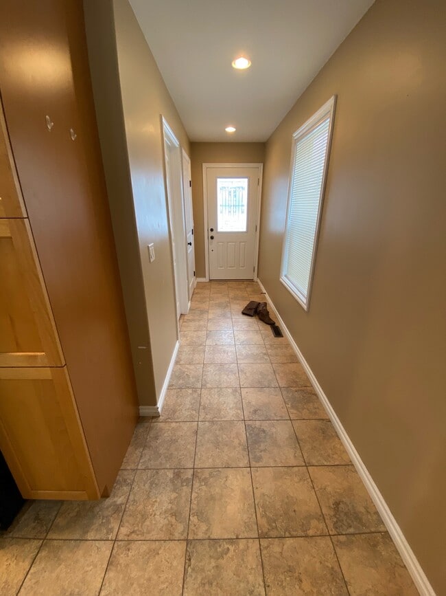 property at 11720-11102 102 St