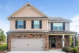 174 Biscayne Terrace in Hampton, GA - Building Photo