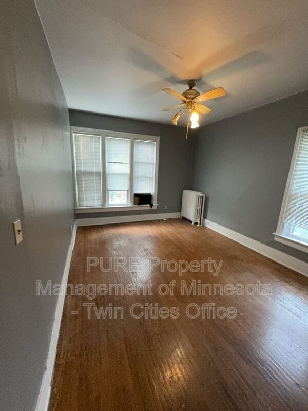 property at 516 5th Ave SE