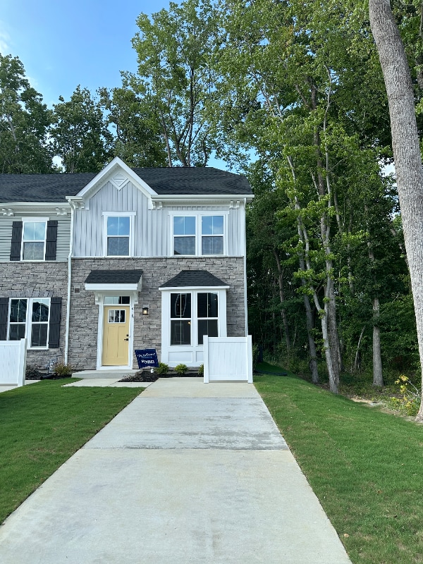 property at 418 bigwood Dr