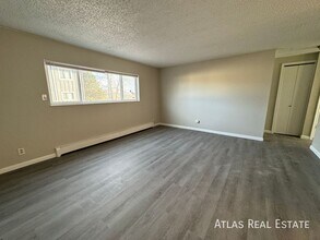 2116 Friendship Pl-Unit -3 in Colorado Springs, CO - Building Photo - Building Photo