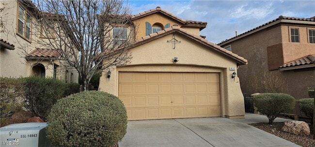 property at 832 S Percy Arms St