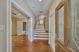2526 Bevis St in Houston, TX - Foto de edificio - Building Photo