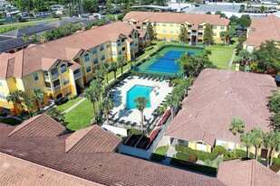 10764 70th Ave, Unit 3201 in Seminole, FL - Building Photo