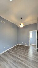 2719 W Polk St, Unit 3 in Chicago, IL - Building Photo - Building Photo