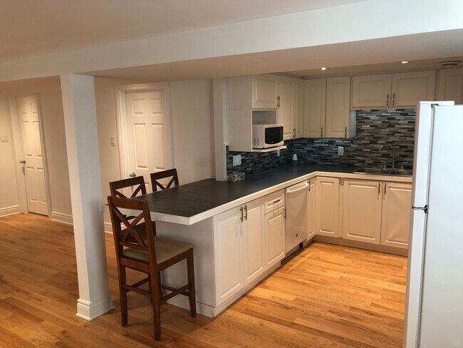 1294 Lotus St in Ottawa, ON - Building Photo - Building Photo